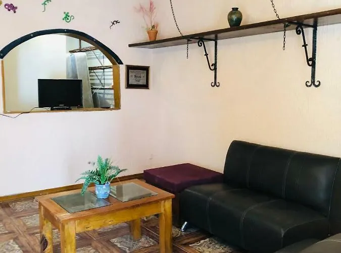 Cuarto Azteca Pensión *